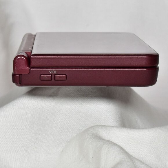 Nintendo DSi XL Handheld Video Game Console with Stylus Charger 3 Games Case - Picture 4 of 16